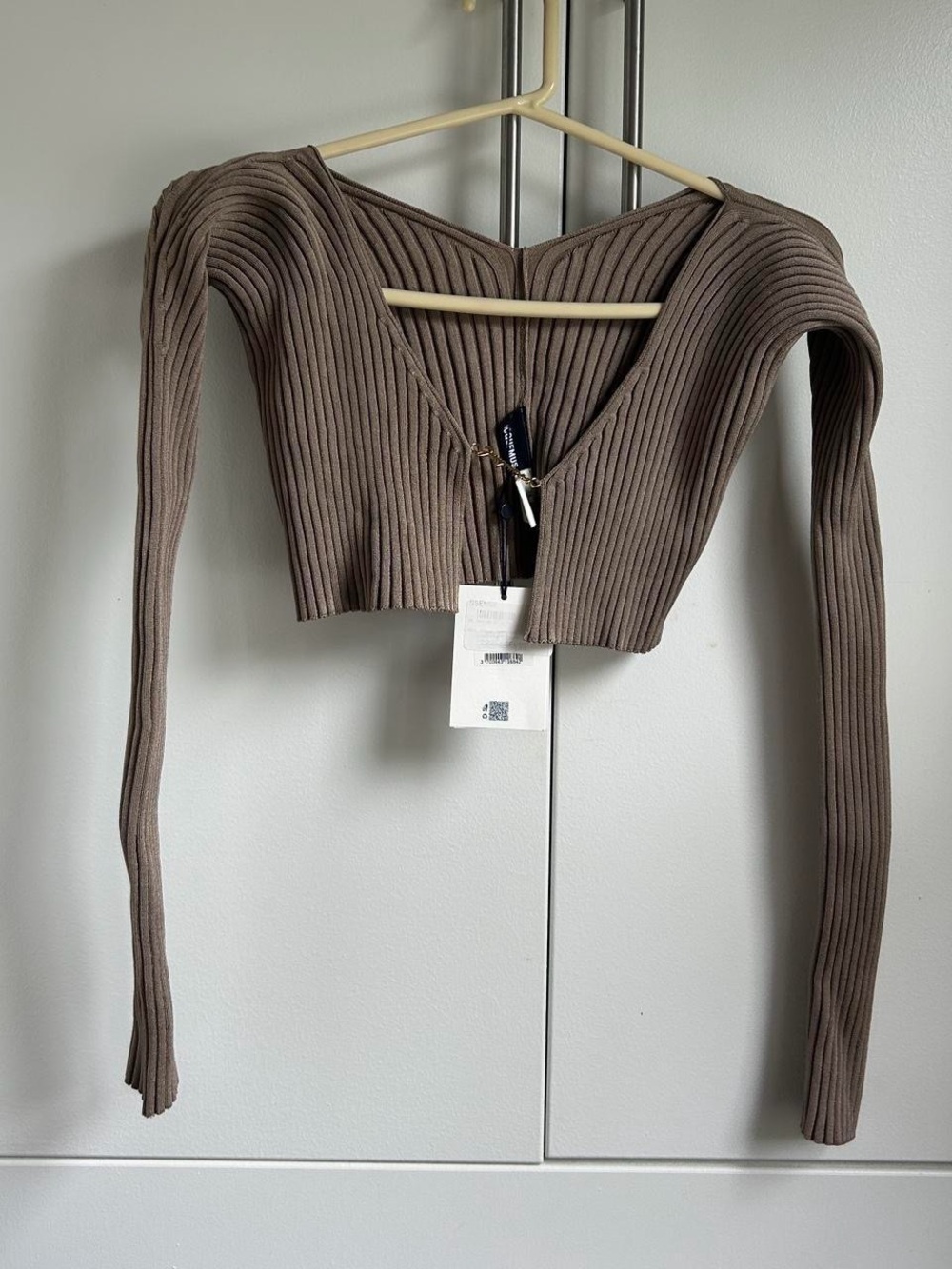 Jacquemus beige Le Papier 'La Maille Pralù' Cardigan